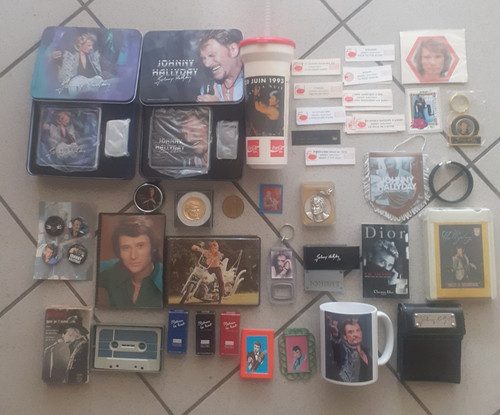 Hallyday médailles briquet - médailles,